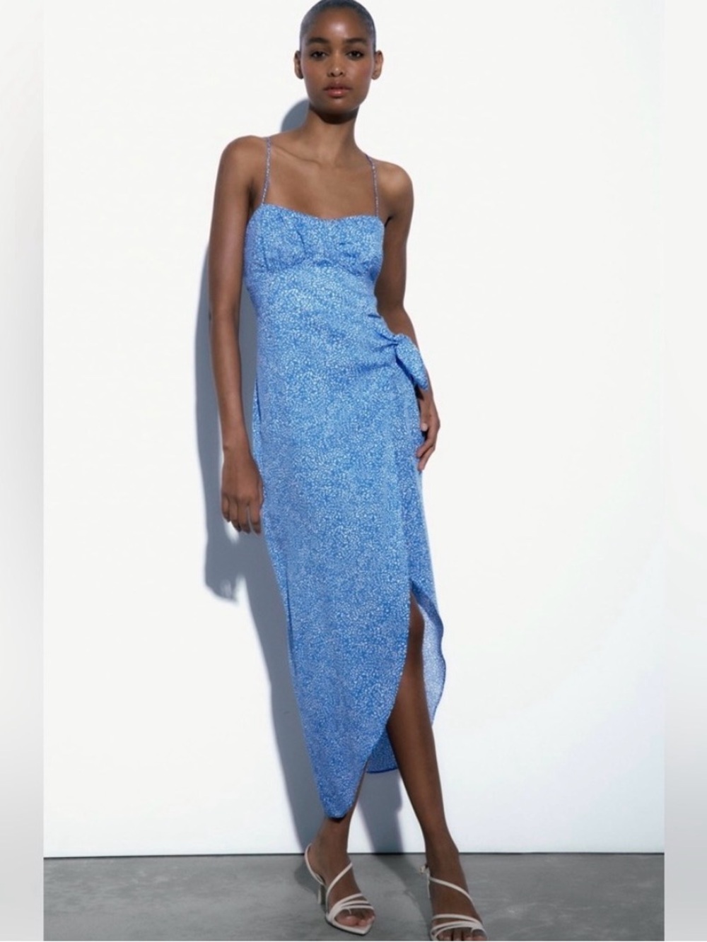 ZARA Blue & White Floral Printed Cami Midi Dress - Size XS 💙✨